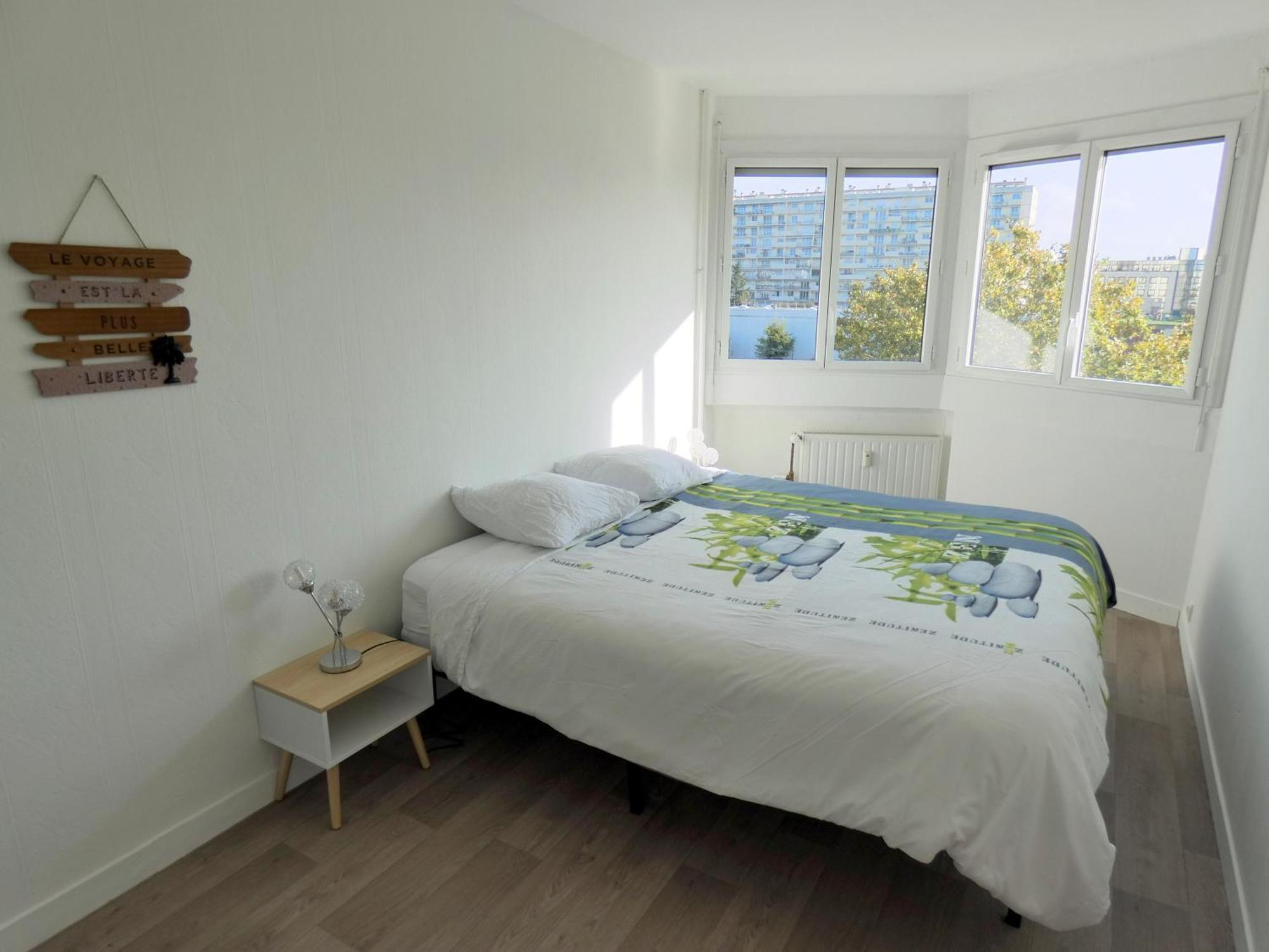 37M2 Lumineux Face Gare Sncf, Wifi Et Cafe Et The Offerts Apartment Орлеан Екстериор снимка